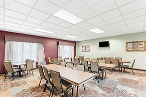 Best Western Holiday Manor