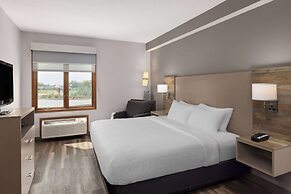 Links Bos Landen Hotel & Spa of Pella, Trademark by Wyndham