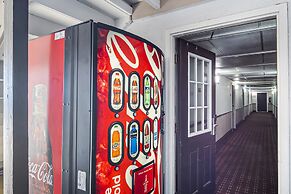 OYO Townhouse Dodge City KS