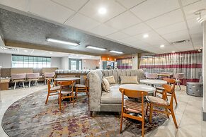 District 3 Hotel, Ascend Hotel Collection