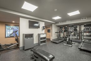 District 3 Hotel, Ascend Hotel Collection