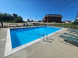 Days Inn by Wyndham Rolla