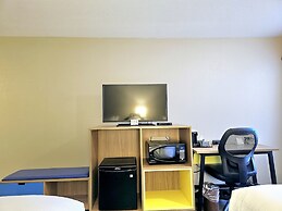 Days Inn by Wyndham Rolla