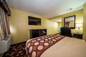 Super 8 by Wyndham Wichita Airport