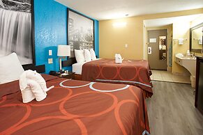 Super 8 by Wyndham Wichita Airport