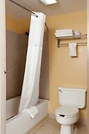 Super 8 by Wyndham Wichita Airport