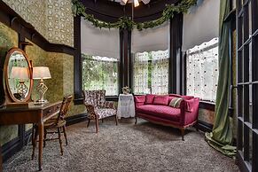 The Mansion at Elfindale