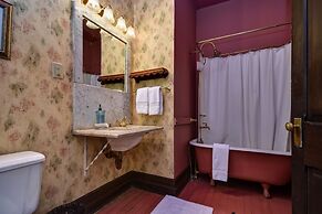 The Mansion at Elfindale