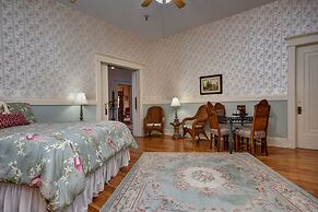 The Mansion at Elfindale