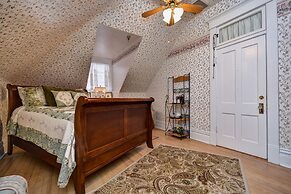 The Mansion at Elfindale