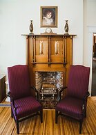 The Mansion at Elfindale