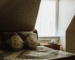 The Mansion at Elfindale