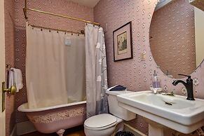 The Mansion at Elfindale