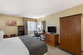 Best Western Plus The Charles Hotel
