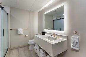 Best Western Plus The Charles Hotel