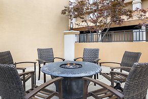 Best Western Plus The Charles Hotel