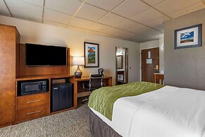 Comfort Inn & Suites Gateway to Glacier National Park