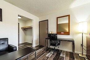 Econo Lodge Cleveland Southeast - Kent