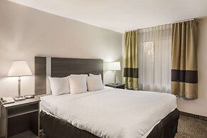 Clarion Pointe Forsyth I-75