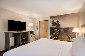 Clarion Pointe Forsyth I-75