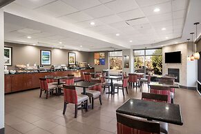 Clarion Pointe Forsyth I-75