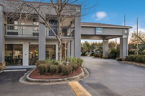 Clarion Pointe Forsyth I-75