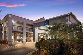 Clarion Pointe Forsyth I-75