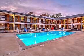 The Guest Lodge Gainesville