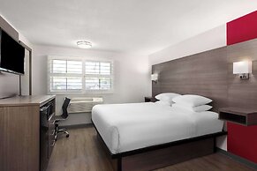 Ramada by Wyndham Medford Airport North