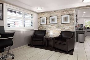 Ramada by Wyndham Medford Airport North