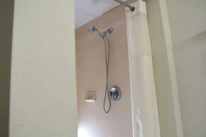 American Inn & Suites Waterford