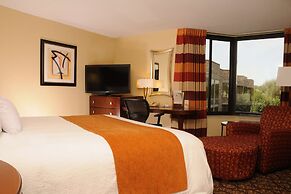 DoubleTree by Hilton Hotel Oak Ridge - Knoxville
