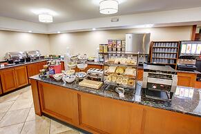 Country Inn & Suites by Radisson, Traverse City, MI