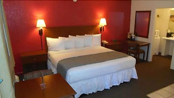 Econo Lodge Inn & Suites
