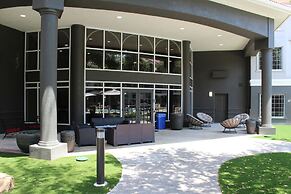 La Quinta Inn & Suites by Wyndham Dallas - Addison Galleria