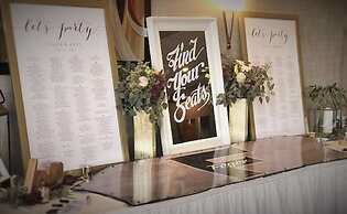 DoubleTree by Hilton Hotel Bloomington