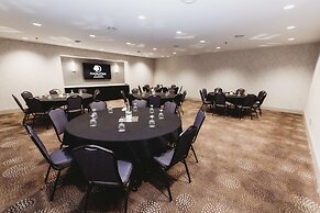 DoubleTree by Hilton Hotel Bloomington