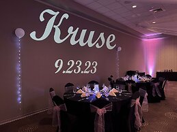 DoubleTree by Hilton Hotel Bloomington