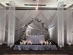 DoubleTree by Hilton Hotel Bloomington