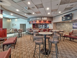 DoubleTree by Hilton Hotel Bloomington