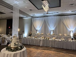 DoubleTree by Hilton Hotel Bloomington