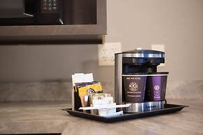 DoubleTree by Hilton Hotel Bloomington