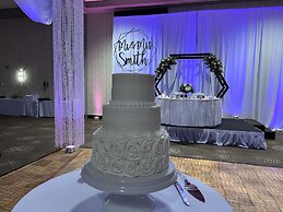 DoubleTree by Hilton Hotel Bloomington