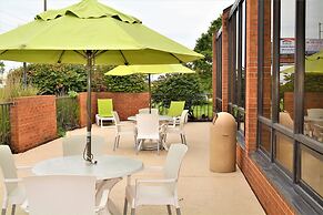 Comfort Inn & Suites Evansville Airport