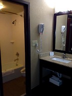 Comfort Inn & Suites Evansville Airport