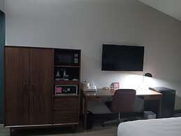 Four Points by Sheraton Dallas Arlington Entertainment District