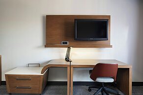 Courtyard by Marriott Austin The Domain Area