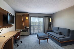 Courtyard by Marriott Austin The Domain Area