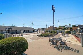 Americas Best Value Inn & Suites Brenham