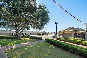 Americas Best Value Inn & Suites Brenham